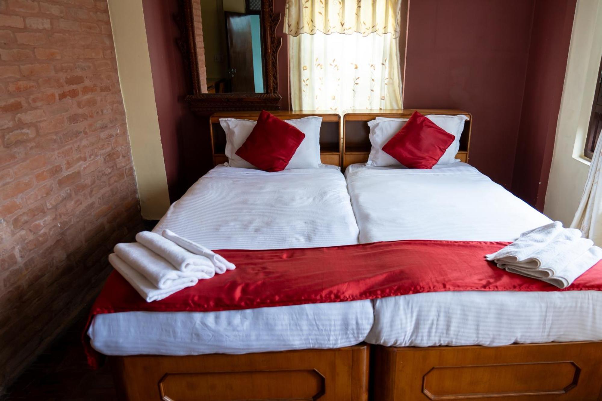 Golden Gate Guest House Bhatgoan Zewnętrze zdjęcie