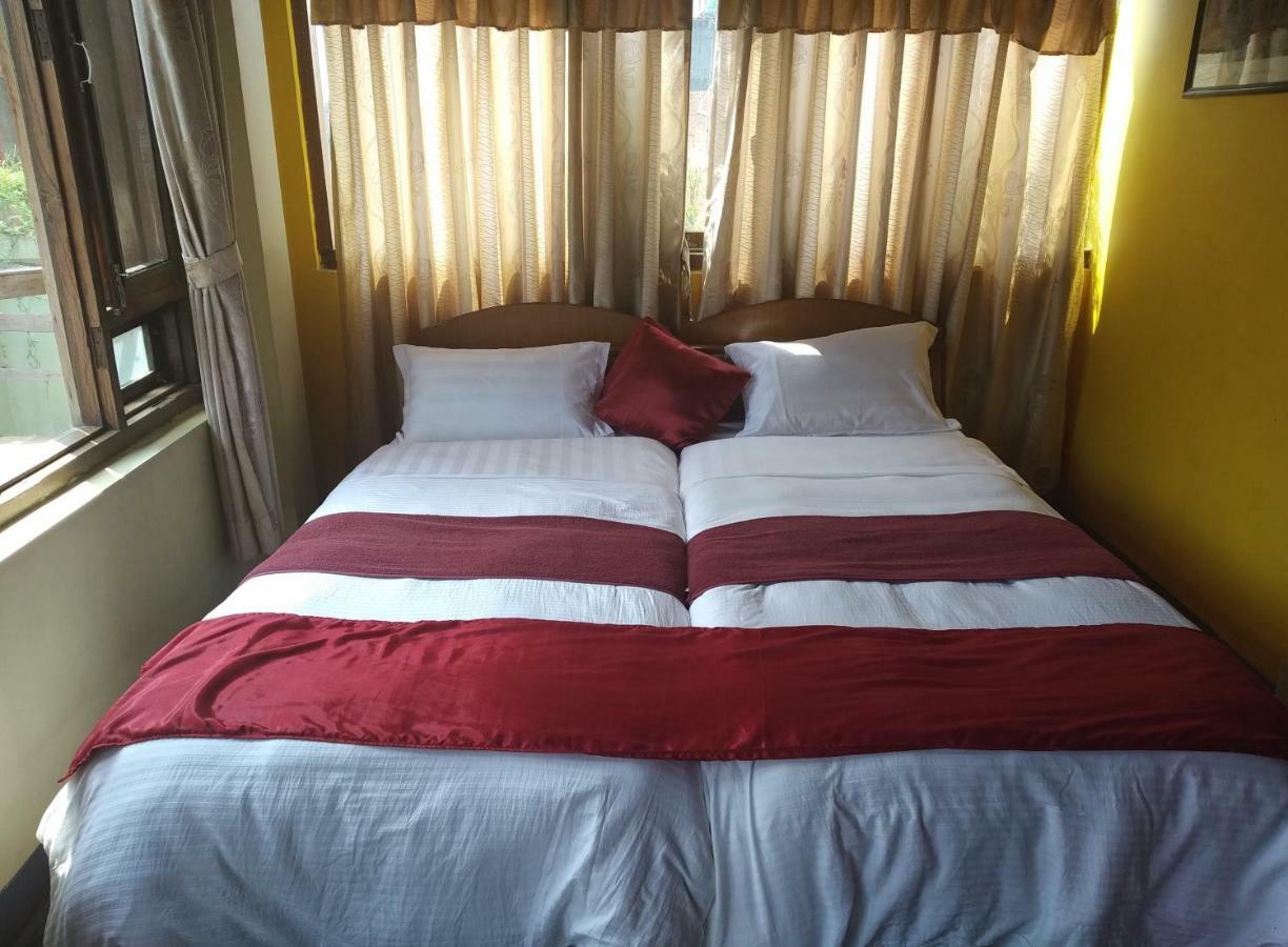 Golden Gate Guest House Bhatgoan Zewnętrze zdjęcie